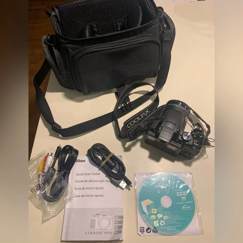 Nikon COOLPIX P510 16.1 MP Digital Camera - 42x Optical Zoom, Full HD + Case